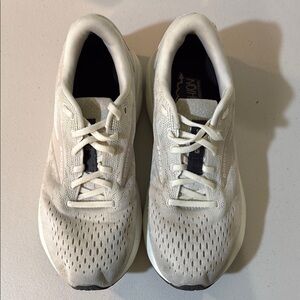 Brooks Women's Athletic Shoes in White